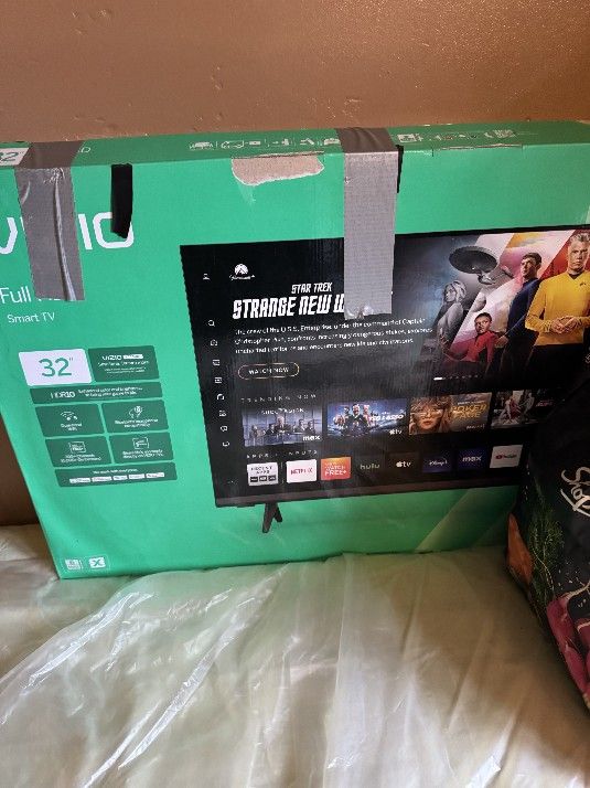 Flat Screen TV 32 Inch