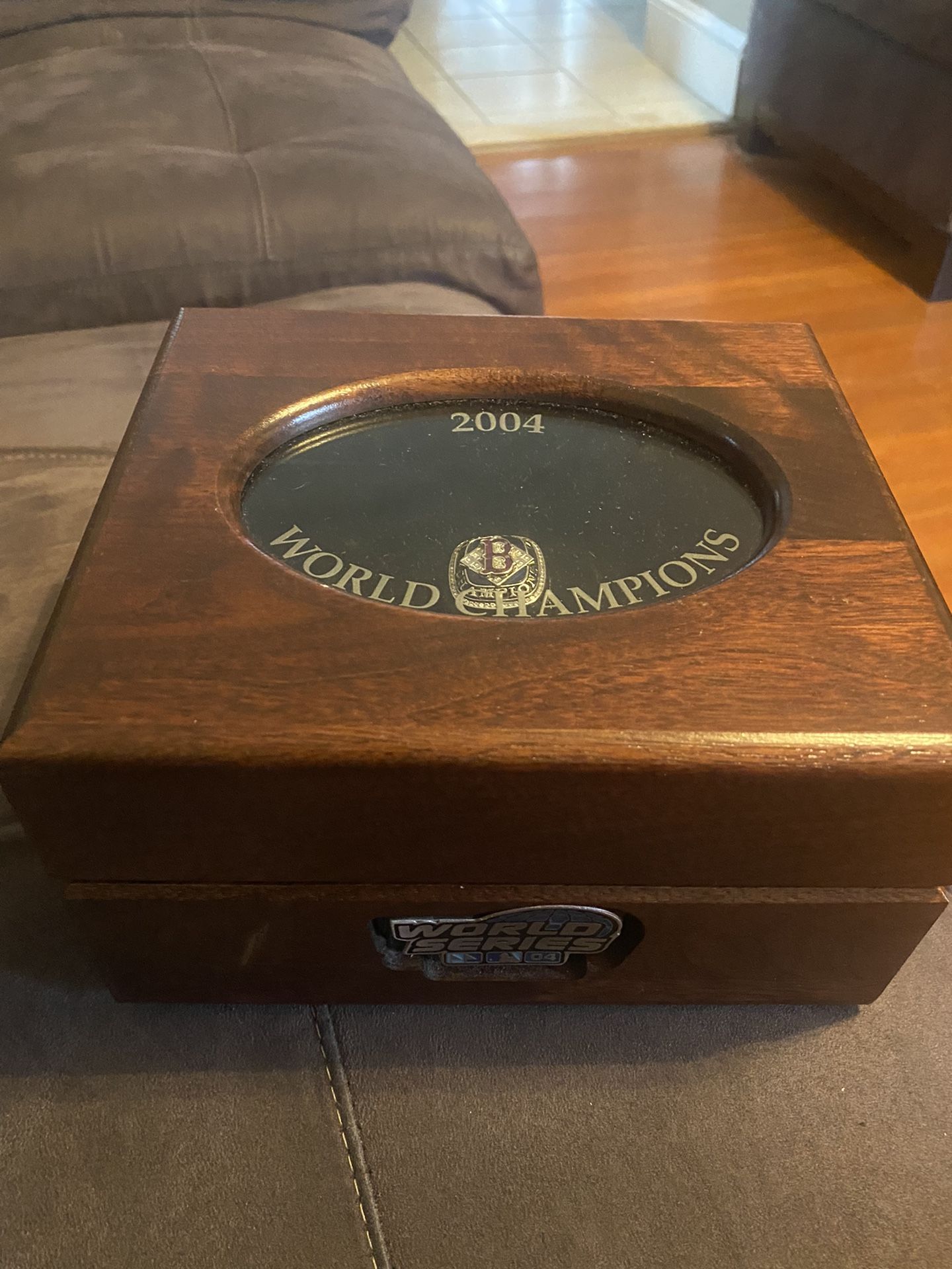 2004 Red Sox Authentic World Series Ring
