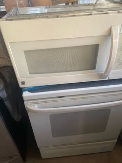 Stove and Microwave Set