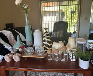Large Home Decor Bundle - Vases, Decorative Glass Jars, Candles & More  $135- OBO