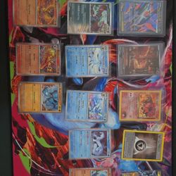 Set of 15 Pokémon Cards 