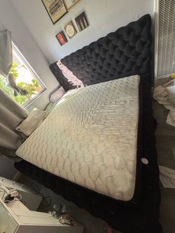 Cama king seminueva ,