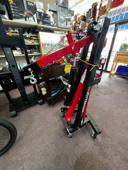 Pittsburgh Engine Hoist 1T