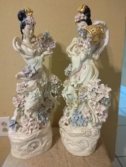 Twin Figurines