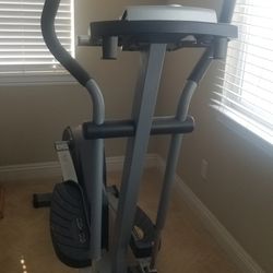 NordicTrack CX 920 Elliptical