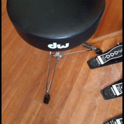 DW 3000 Drummers Throne In Brand-New Condition 