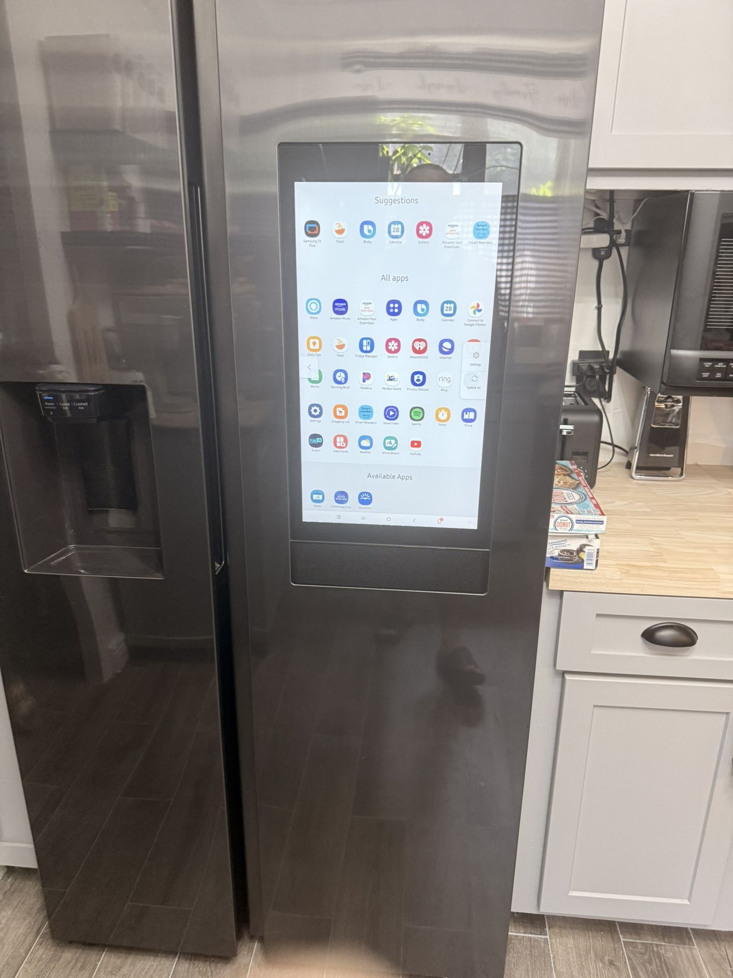 Samsung 21.5 cu. ft. Family hub side by side smart refrigerator fingerprint resistant black stainles