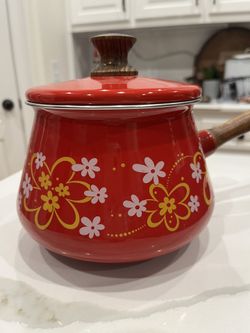 Vintage Enamel Pot 