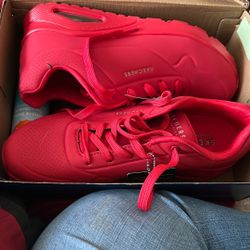 Skechers Size 11