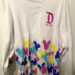 Disney Mickey balloons Spirit Jersey size Large
