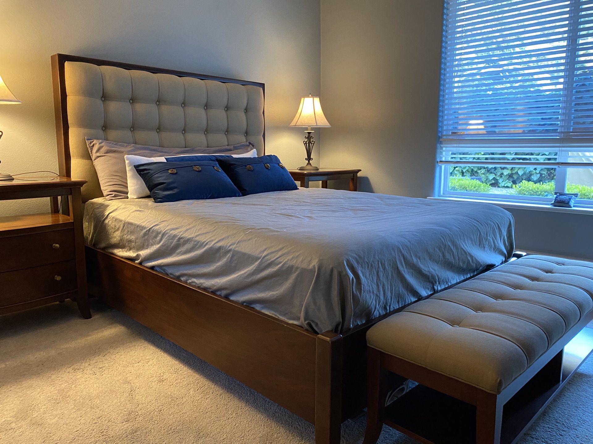 Ethan Allen Bedroom Set - For Sale