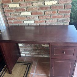 Free Wooden Office Desk