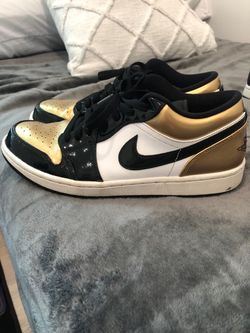 Air Jordan 1 Low Gold Toe Sneakers