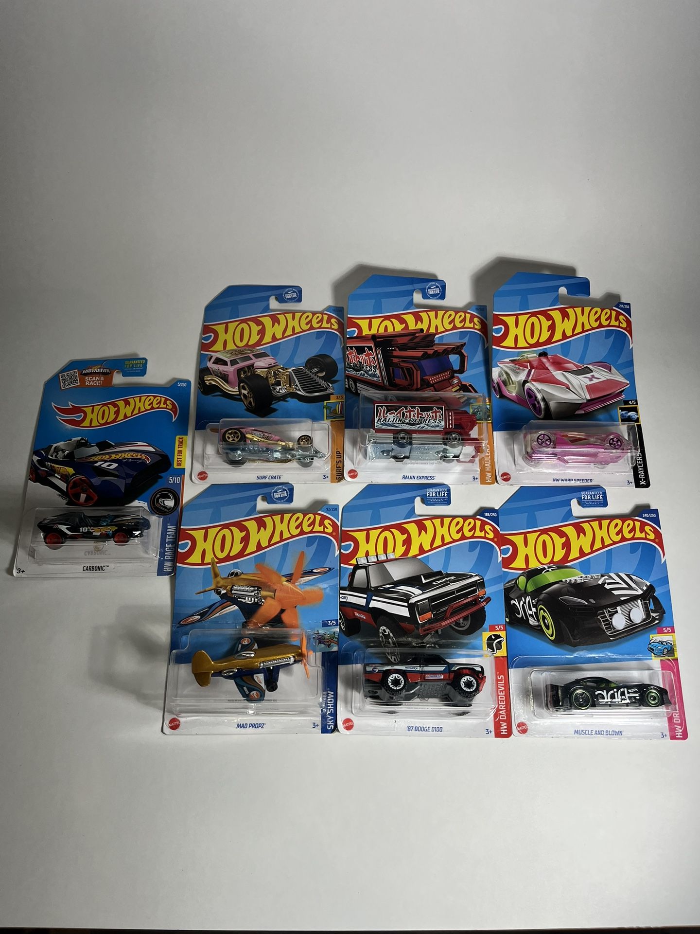 Hot Wheels Lot (6 Treasure Hunt and 1 Super)