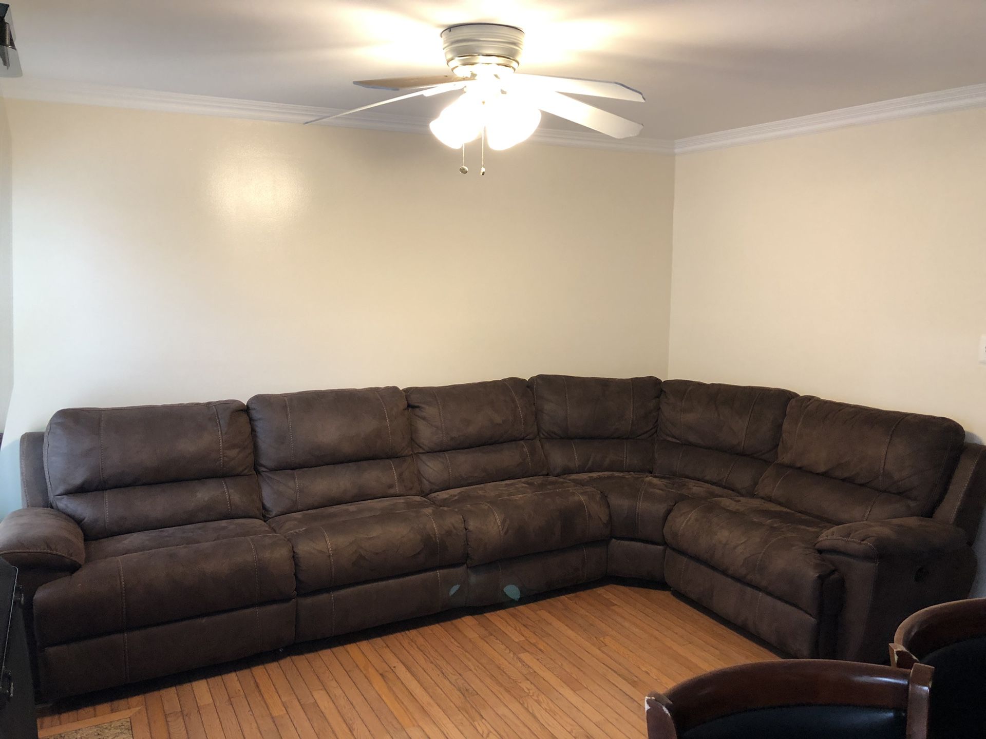 5 pieces sectional couch with auto recliner from Havertys