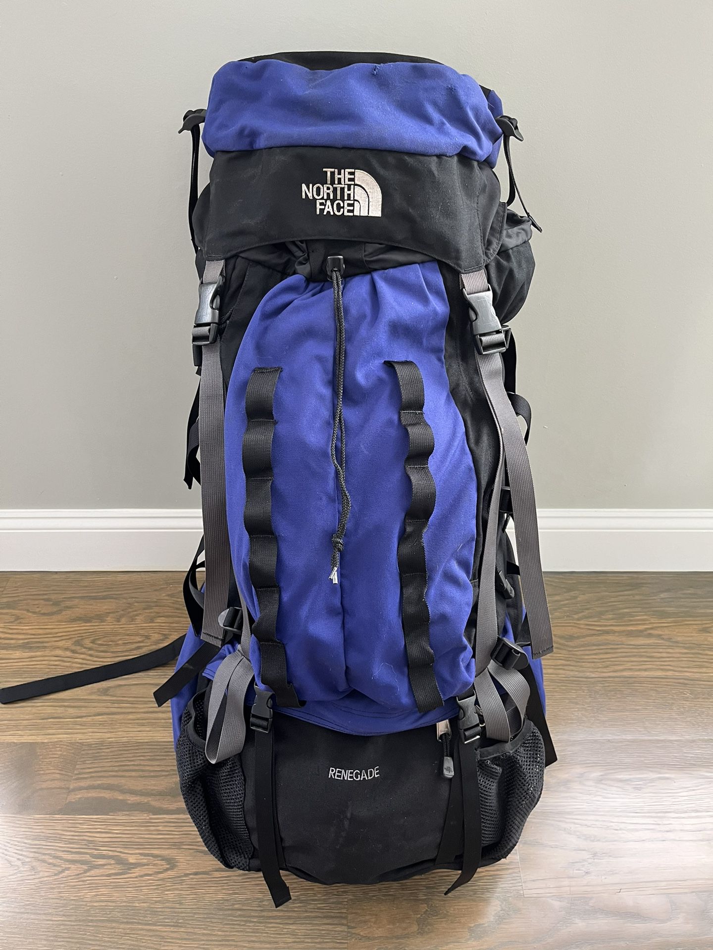 The North Face Renegade Internal Frame Backpack Size Men’s Medium