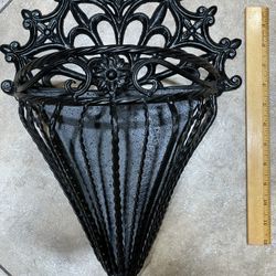 Wrought Iron Wall Planter For Live Or Fake Plant 
