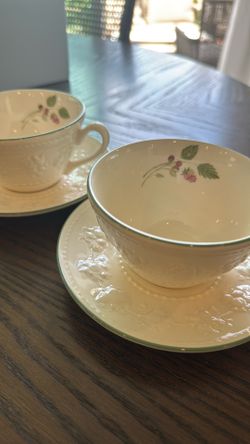 New! Vintage The Wedgwood Festivity Raspberry Pair of Tea Cups