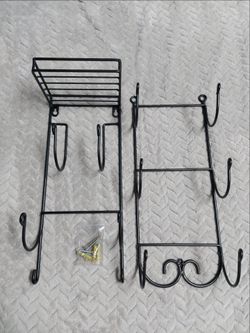 Towel rack