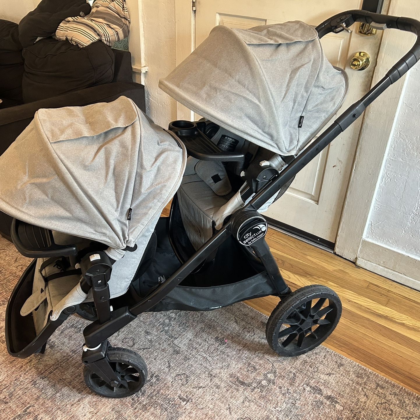 uppababy stroller kickstand MINU V3 Lightweight Travel with Mesa V2 Infant Car Seat Travel System Style:SE4 POLYACRYLITE HELMET; MONO WHITE MD lululemon Everywhere Wunder Puff combining thoughtful design with Freshwater Casting