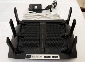 NETGEAR Nighthawk X6 R8000 Smart Wi-Fi Router AC3200 Tri-Band Wireless