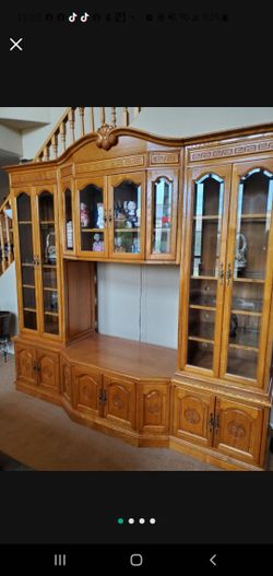 Oriental Entertainment Center