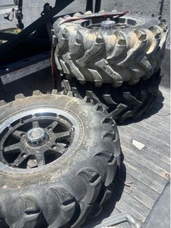 Polaris atv/quad rims and tires Polaris ETV/quad rims