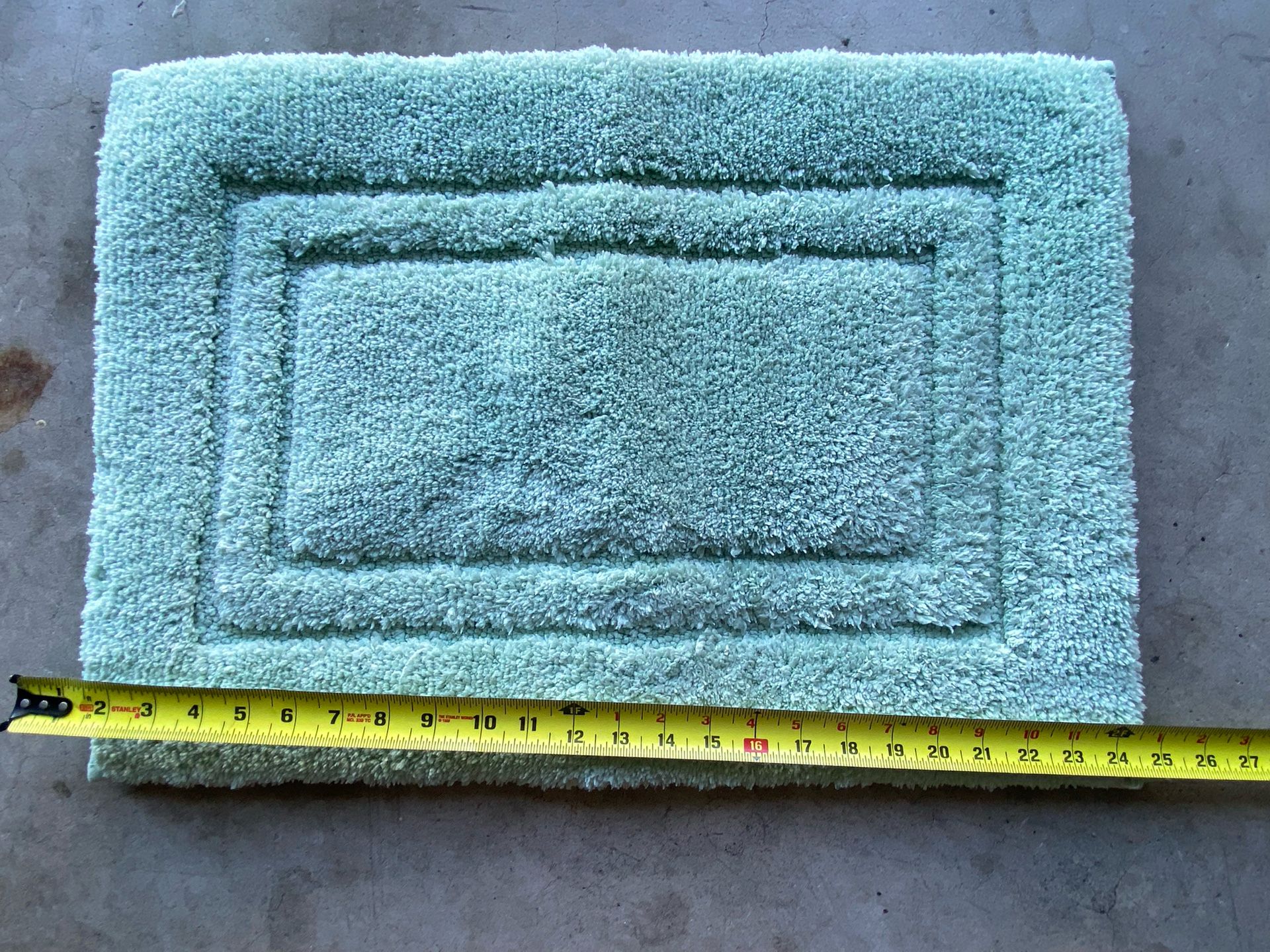 Indoor Shower Mat Great Condition