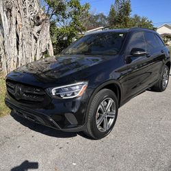 2020 MERCEDES BENZ GLC 300