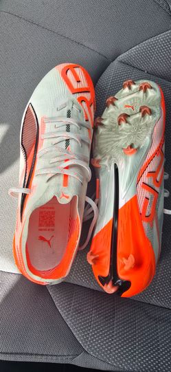 Puma ultra ultimate FG/AG soccer cleats size 7.5 orange white.