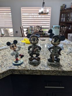 MICKEY MOUSE BOBBLE HEADS