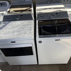 Maytag Washer and Electric Dryer 4.8&7.4 CUFT With Agitator / Lavadora Y Secadora King Size Capacity