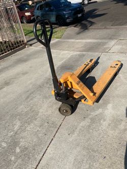 Pallet jack 5500 lbs