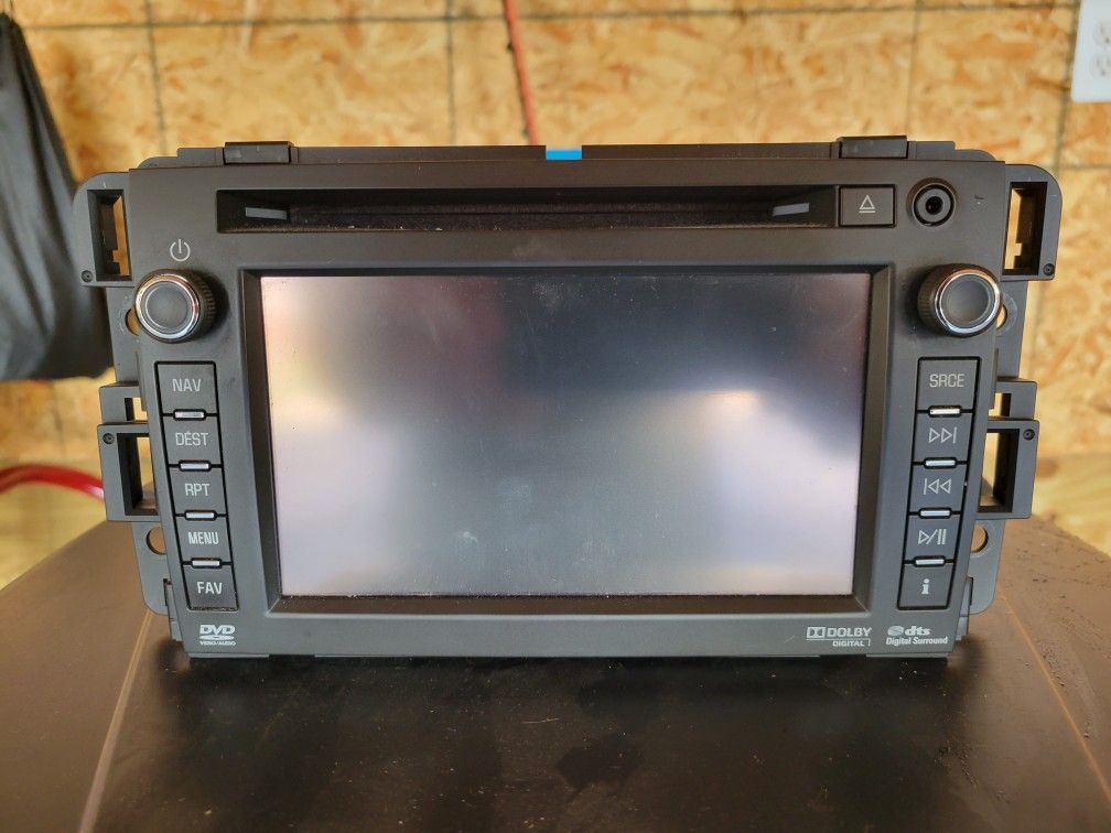 GM OEM STEREO W/ SPEAKERS