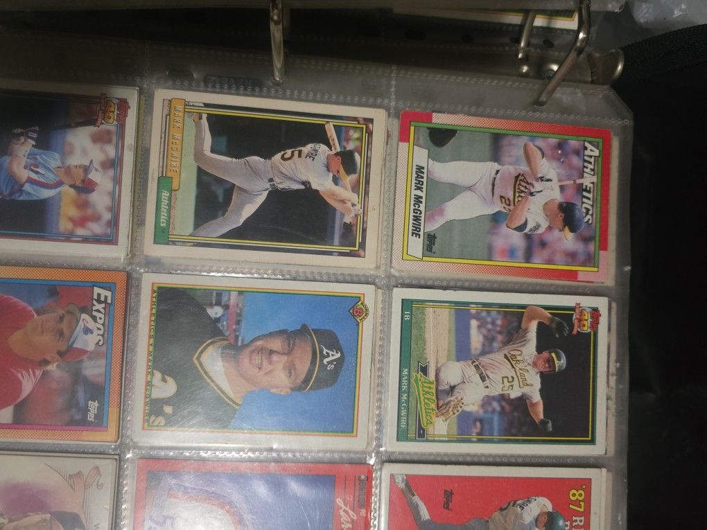 MARK MCGWIRE-ATHLETICS- BASEBALL CARDS (5 CARDS)