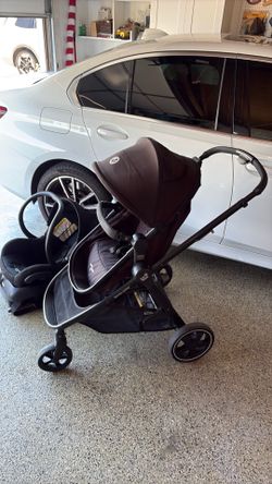Stroller - Maxi- Cosi Zelia Travel System