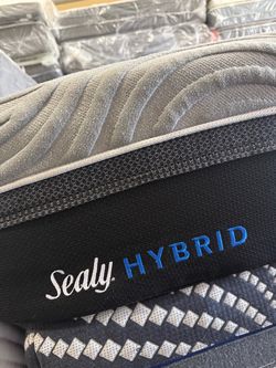 King size mattress sealy hybrid