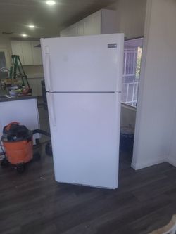 Refrigerate Stander