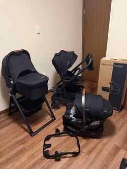 Nuna Stroller and car seat and bassinet