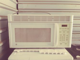 Fridge, microwave and dishwasher