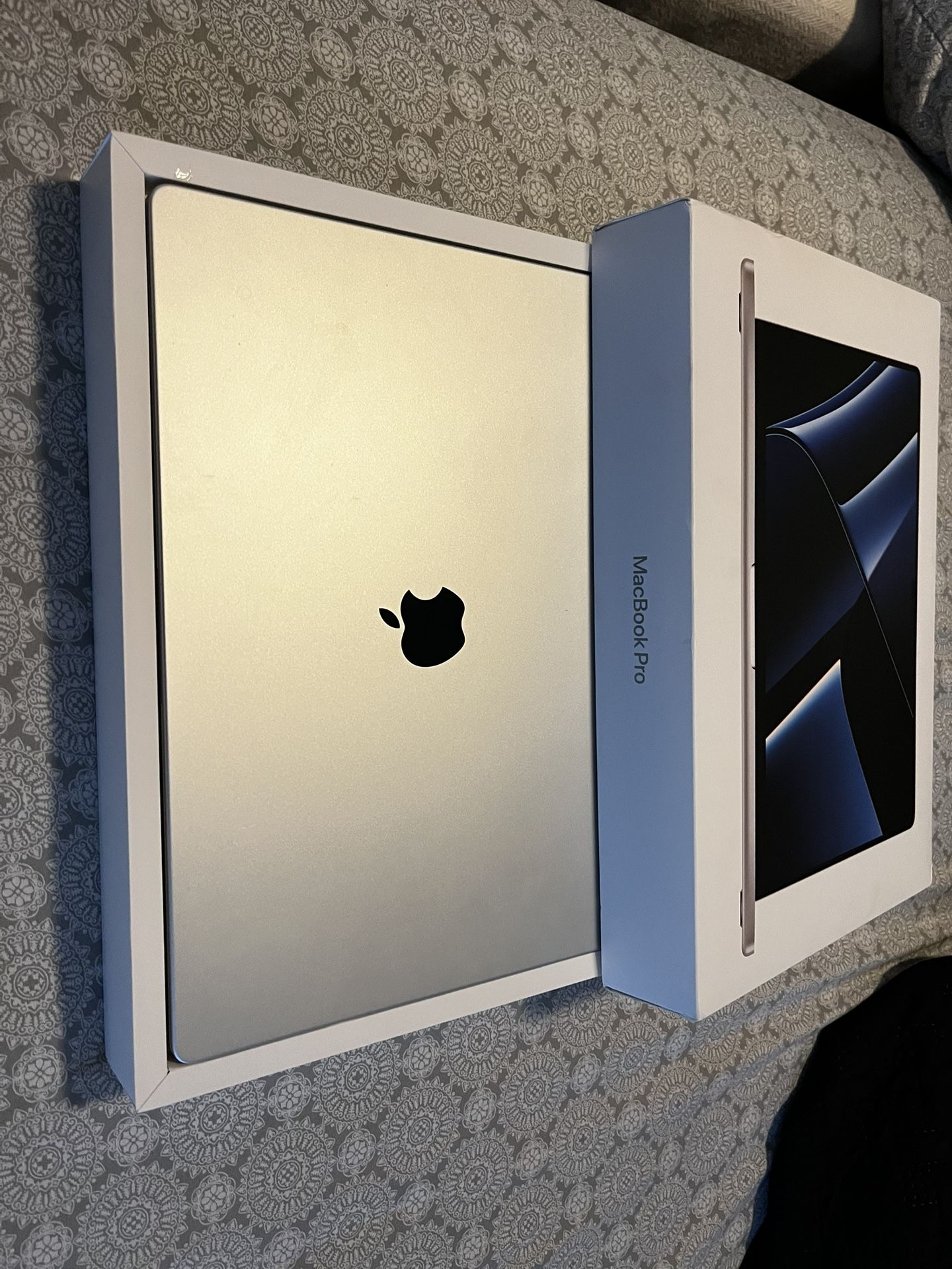 MacBook Pro 16” 1TB