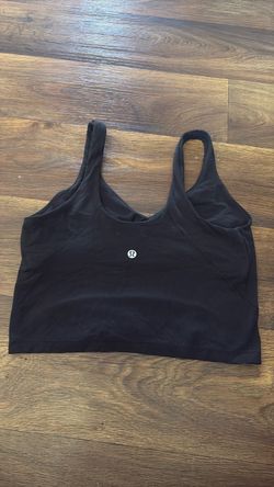 Lululemon size 8