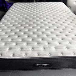 Beautyrest Queen Matress