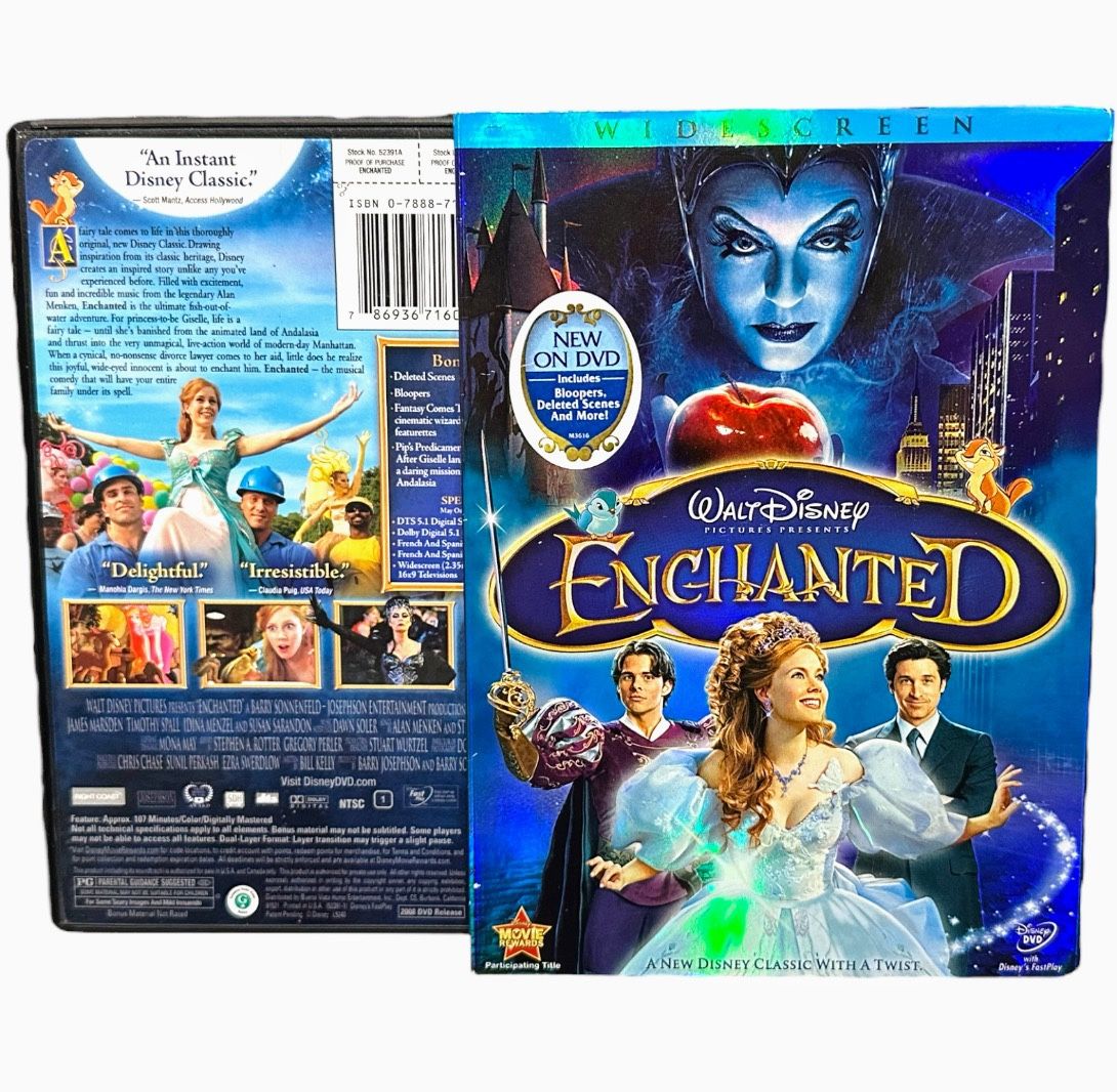 Walt Disney Pictures: Enchanted- Widescreen (2007) Version DVD - Mint