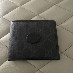 Black Leather Gucci Wallet 