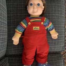 ORIGINAL “MY BUDDY” PLUSH BOY DOLL,BROWN HAIR,BLUE EYES,RED OVERALLS,23IN TALL