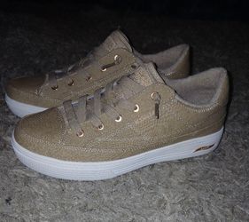 New  Womens Sketchers 