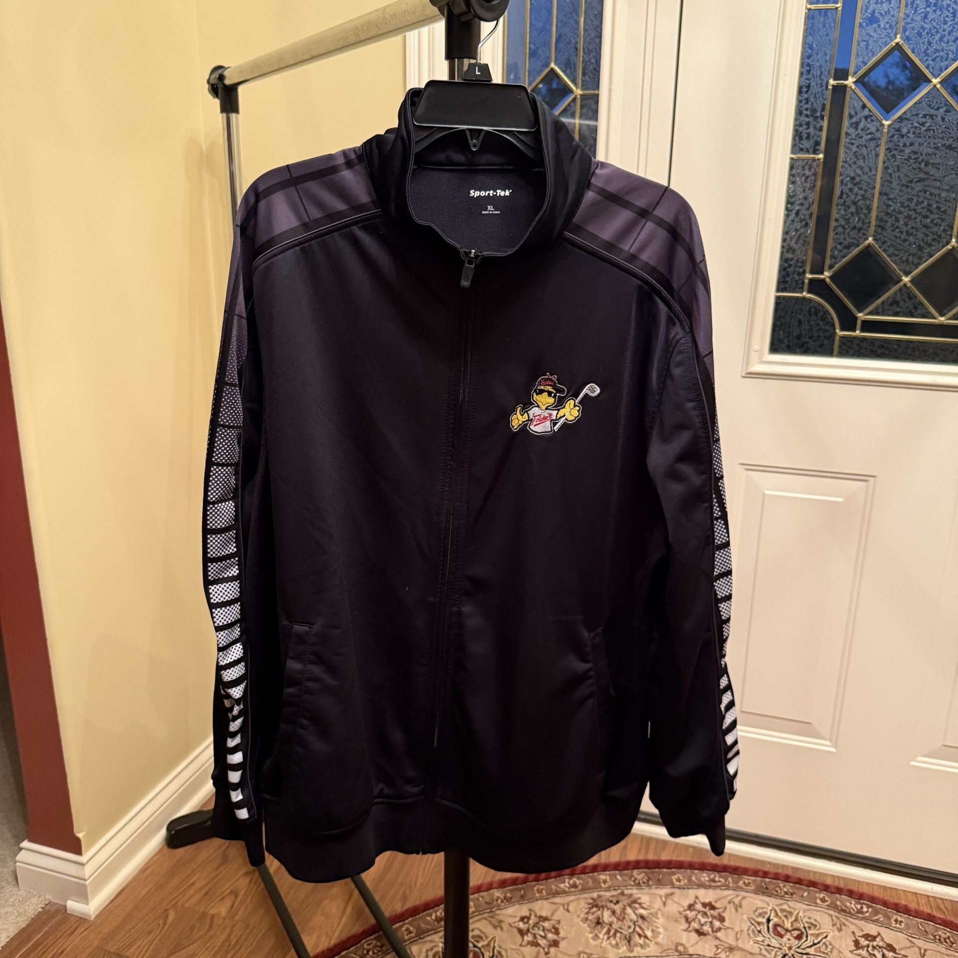 Sport-Tek full-zip jacket with a logo of a cartoon gopher playing golf XL