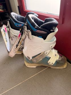 Nordica Ski Boots 24.5