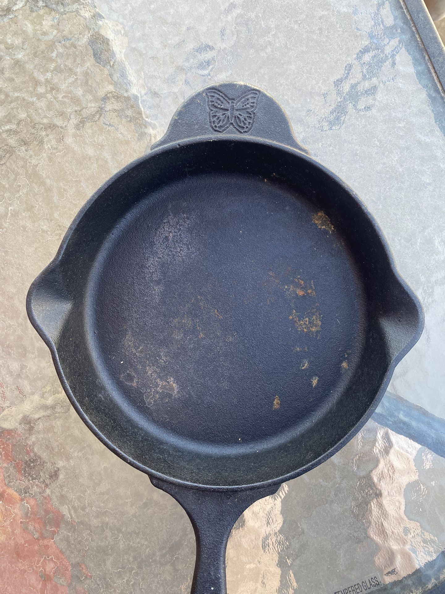 8 inch iron skillet